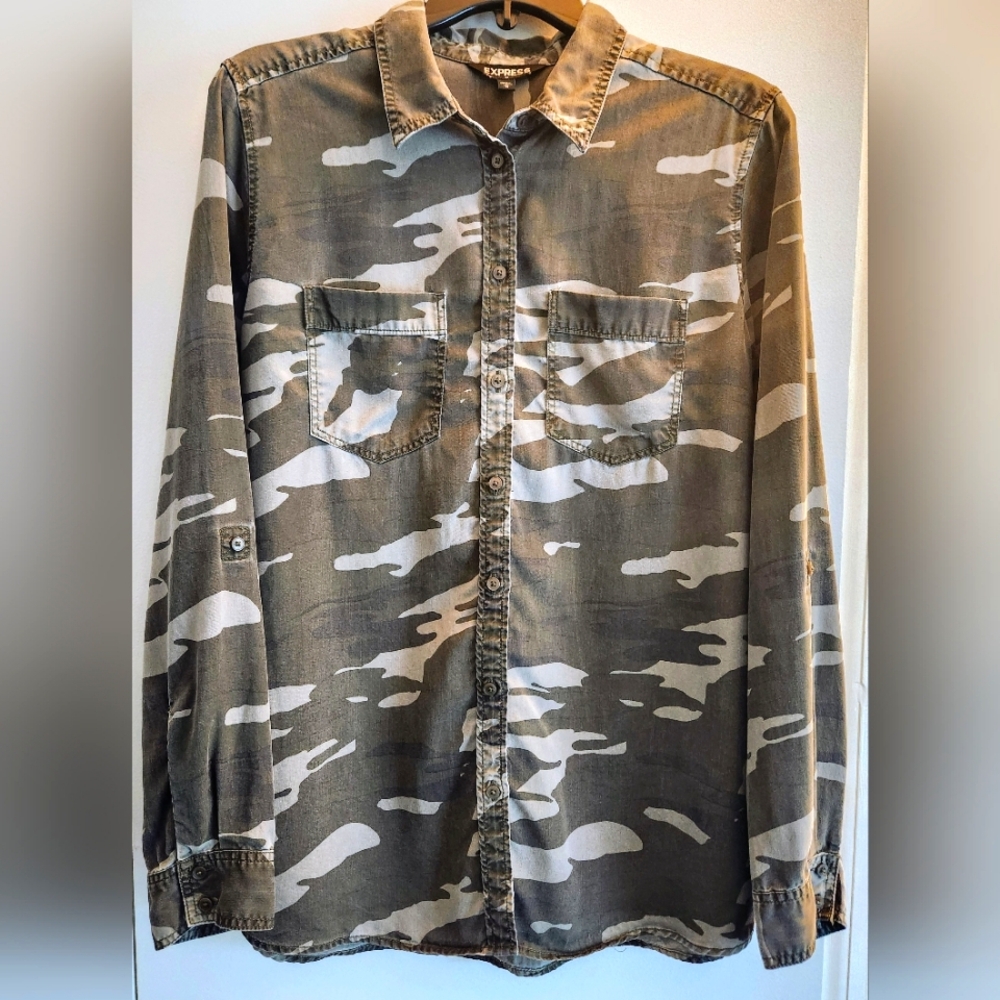 Express camouflage button down shirt